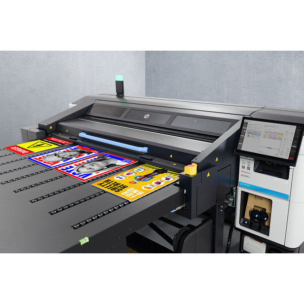 HP Latex R530 64" Flatbed Printer – A compact, all-in-one solution for versatile printing on rigid and flexible materials.